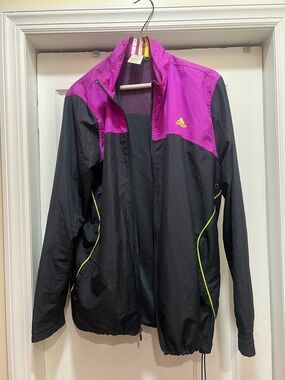 adidas Black & Magenta Lightweight Women’s Ski Jacket